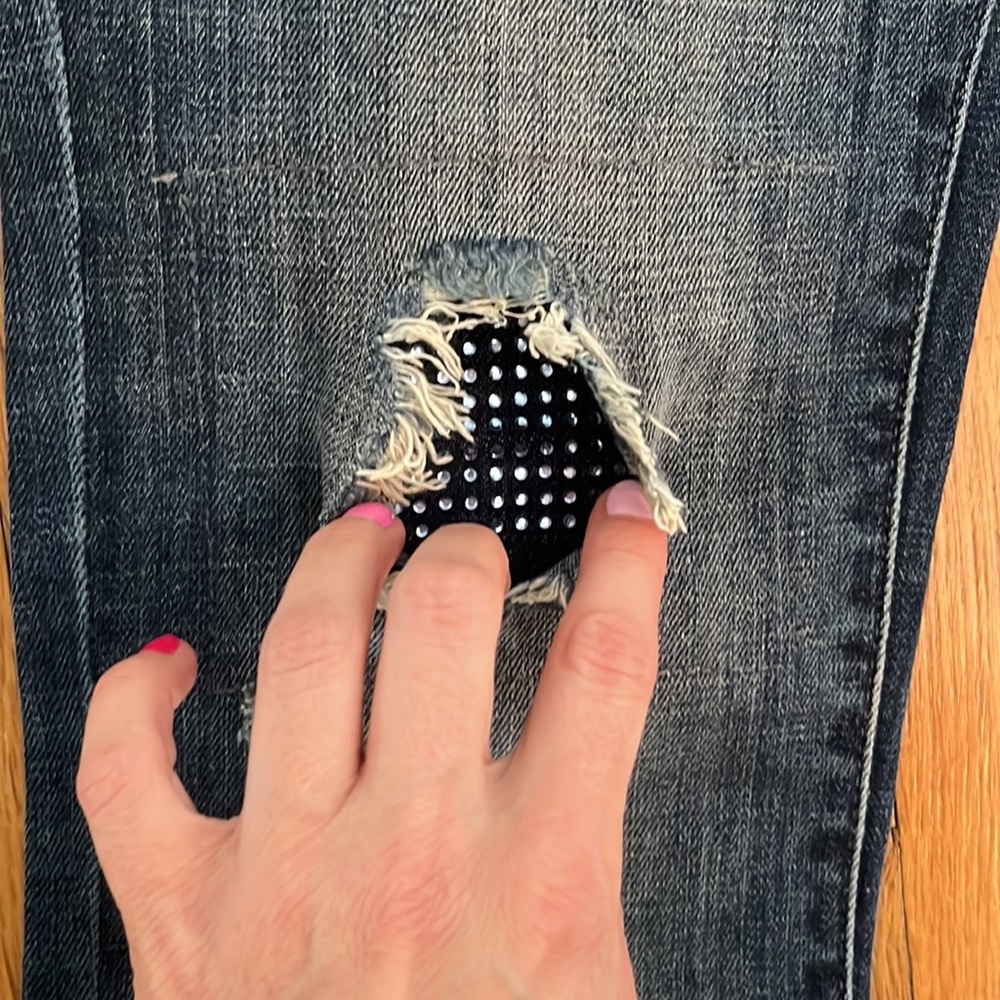 Rock and Republic crystal detail jeans. Medium wash straight leg slim jeans. - Picture 2 of 9